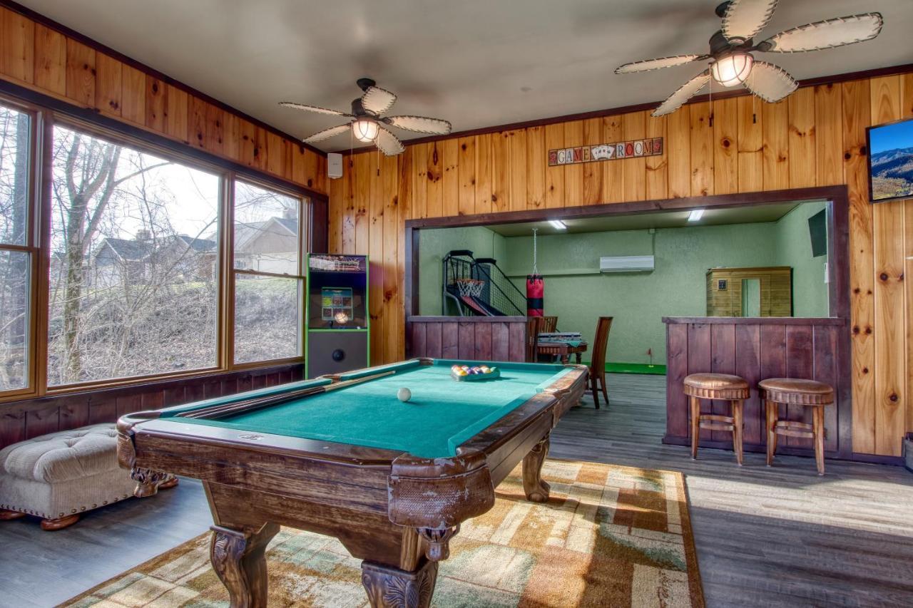 Saddleback Retreat, Game Room, Hot Tub, Wifi, 1089 Free Tickets Each Paid Day, Dollywood And More Sevierville Eksteriør billede